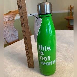 Green Insulated Vacation Bottle 🍹